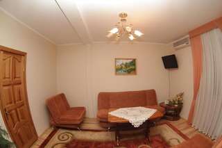 Отель Ekran Hotel Львов Люкс с балконом-4